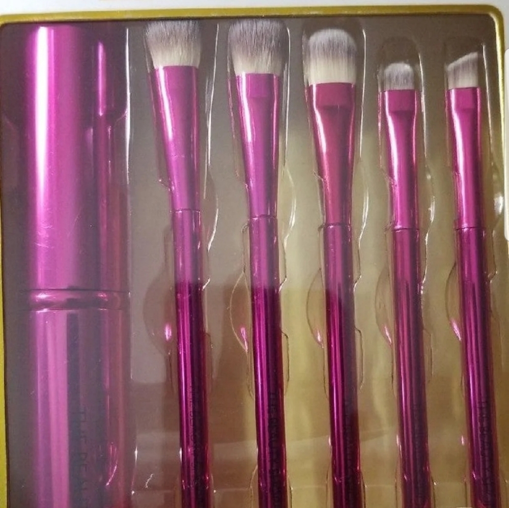 Create the look 5pc must have eye brushe
